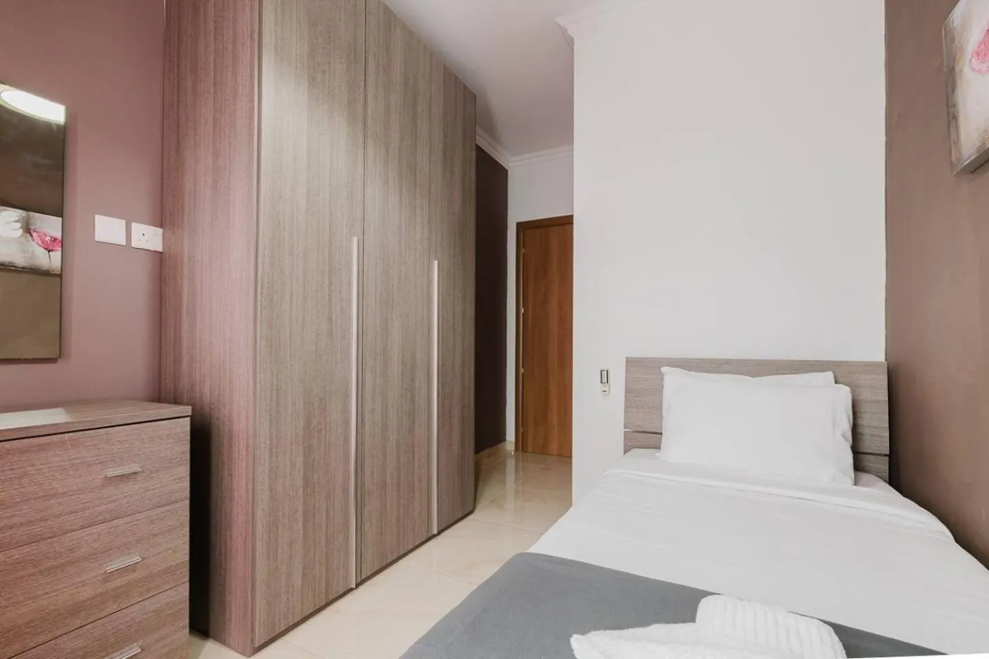 Apartment Prime Location 2Bed St Julians By Homely Saint Julian's Malta